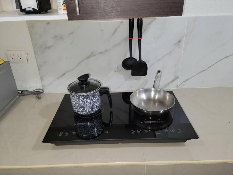 Departamento Comodo Centrico Tv Ac Wifi Cocina Parking, Letra C 시우다드 발레스 외부 사진