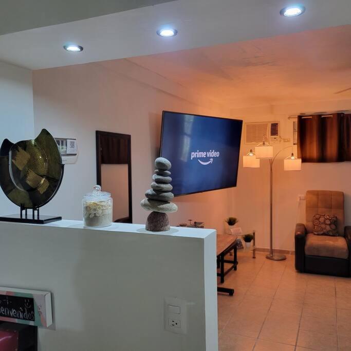 Departamento Comodo Centrico Tv Ac Wifi Cocina Parking, Letra C 시우다드 발레스 외부 사진